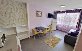 Estudio Violet Beach